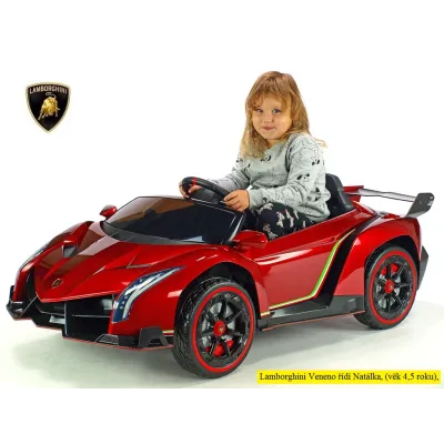 Lamborghini Veneno s 2.4G, 4x4, dvoumístné, vínová metalíza Lamborghini Veneno s 2.4G, 4x4, dvoumístné, vínová metalíza