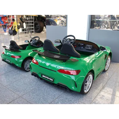Mercedes AMG GT-R s 2,4G, 4x4, dvoumístný, vínová metalíza Mercedes AMG GT-R s 2,4G, 4x4, dvoumístný, vínová metalíza