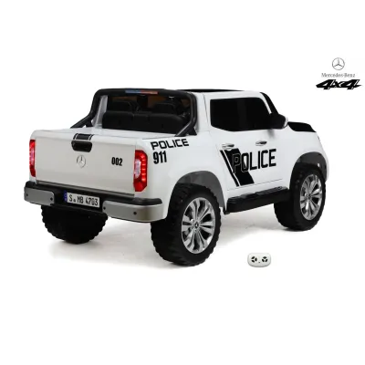 Mercedes X-Class 4x4 POLICIE 911 s 2,4G, FM, rocking horse, dvoumístný Mercedes X-Class 4x4 POLICIE 911 s 2,4G, FM, rocking horse, dvoumístný