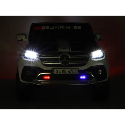 Mercedes X-Class 4x4 POLICIE 911 s 2,4G, FM, rocking horse, dvoumístný Mercedes X-Class 4x4 POLICIE 911 s 2,4G, FM, rocking horse, dvoumístný