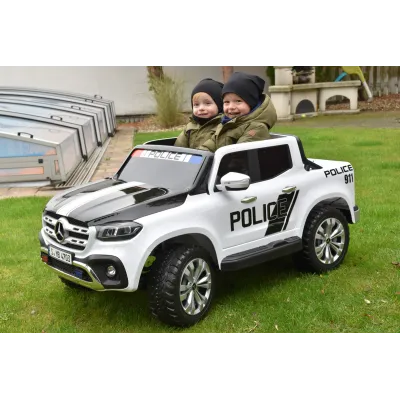 Mercedes X-Class 4x4 POLICIE 911 s 2,4G, FM, rocking horse, dvoumístný Mercedes X-Class 4x4 POLICIE 911 s 2,4G, FM, rocking horse, dvoumístný