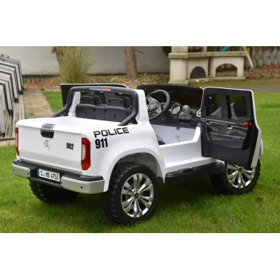 Mercedes X-Class 4x4 POLICIE 911 s 2,4G, FM, rocking horse, dvoumístný Mercedes X-Class 4x4 POLICIE 911 s 2,4G, FM, rocking horse, dvoumístný