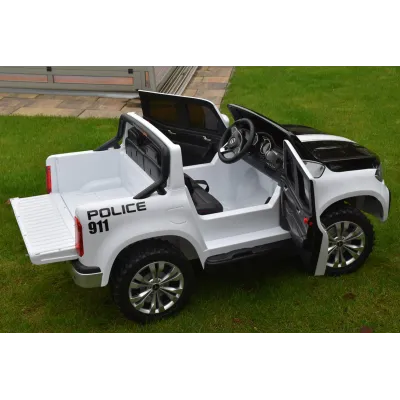 Mercedes X-Class 4x4 POLICIE 911 s 2,4G, FM, rocking horse, dvoumístný Mercedes X-Class 4x4 POLICIE 911 s 2,4G, FM, rocking horse, dvoumístný