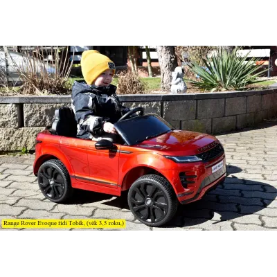 Range Rover Evoque s 2.4G, nový model, jednomístný, stříbrný Range Rover Evoque s 2.4G, nový model, jednomístný, stříbrný
