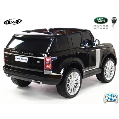 Range Rover HSE s 2.4G, náhonem 4x4, lakovaný černý Range Rover HSE s 2.4G, náhonem 4x4, lakovaný černý