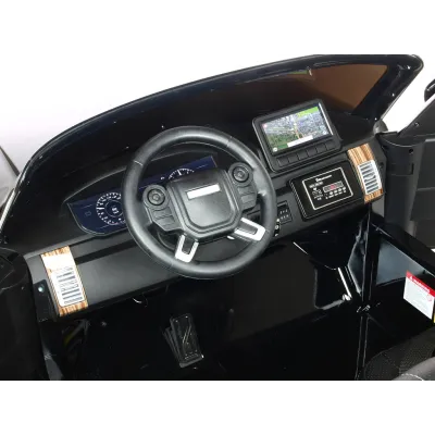 Range Rover HSE s 2.4G, náhonem 4x4, lakovaný černý Range Rover HSE s 2.4G, náhonem 4x4, lakovaný černý
