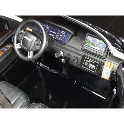 Range Rover HSE s 2.4G, náhonem 4x4, lakovaný černý Range Rover HSE s 2.4G, náhonem 4x4, lakovaný černý