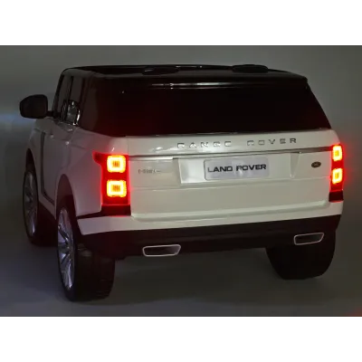 Range Rover HSE s 2.4G, náhonem 4x4, lakovaný černý Range Rover HSE s 2.4G, náhonem 4x4, lakovaný černý