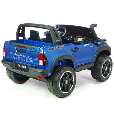 Toyota Hilux Rugged-X s 2.4G, 4x4, dvoumístná, modrá metalíza Toyota Hilux Rugged-X s 2.4G, 4x4, dvoumístná, modrá metalíza