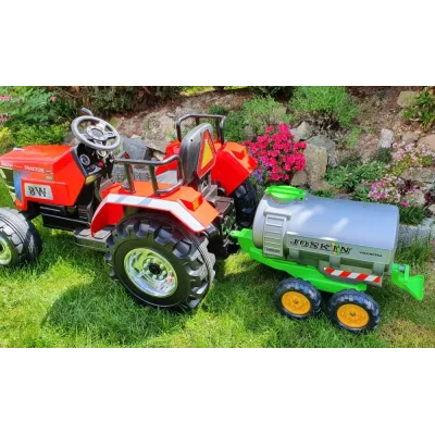 Traktor Big Farm s 2,4G zelený nebo žlutý + 4 kolový vlek zelený, modrý nebo vlek s cisternou Traktor Big Farm s 2,4G zelený nebo žlutý + 4 kolový vlek zelený, modrý nebo vlek s cisternou