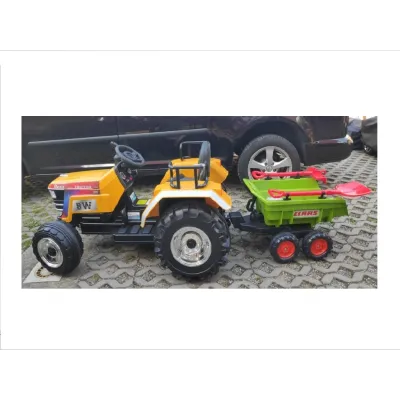 Traktor Big Farm s 2,4G zelený nebo žlutý + 4 kolový vlek zelený, modrý nebo vlek s cisternou Traktor Big Farm s 2,4G zelený nebo žlutý + 4 kolový vlek zelený, modrý nebo vlek s cisternou