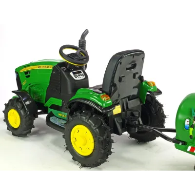Traktor Hello s 2,4G, gumovými nafukovacími koly, cisternovým vlekem a stříkačkou, zelený Traktor Hello s 2,4G, gumovými nafukovacími koly, cisternovým vlekem a stříkačkou, zelený
