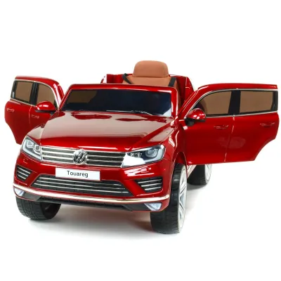 Volkswagen Touareg s 2,4G, vínová metalíza Volkswagen Touareg s 2,4G, vínová metalíza