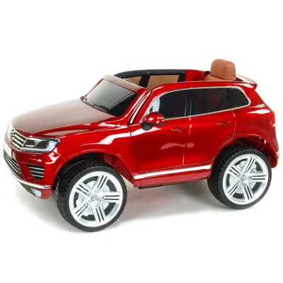 Volkswagen Touareg s 2,4G, vínová metalíza Volkswagen Touareg s 2,4G, vínová metalíza