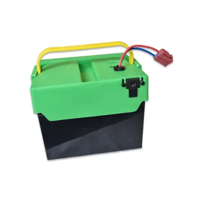 Náhradní box s 2x bateriemi 12V/7Ah pro vozítka 4x4, se 2 možnostmi nabíjením mimo vozítka Náhradní box s 2x bateriemi 12V/7Ah pro vozítka 4x4, se 2 možnostmi nabíjením mimo vozítka