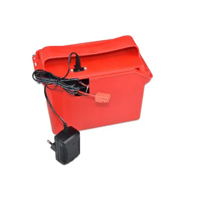 Náhradní box s baterií 12V/14Ah pro Jeep Willys, s nabíjením mimo auta Náhradní box s baterií 12V/14Ah pro Jeep Willys, s nabíjením mimo auta