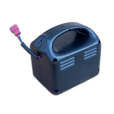 Náhradní box s baterií 12V/14Ah pro Rover Happer a policie Interceptor 911, s nabíjením mimo auta, Náhradní box s baterií 12V/14Ah pro Rover Happer a policie Interceptor 911, s nabíjením mimo auta,