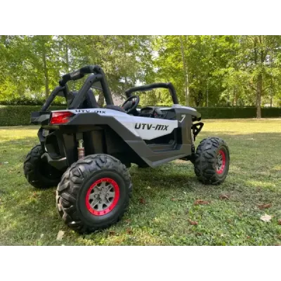 Elektrické autíčko NEW RSX Bílé, Pohon 4x4, 2x 12V, EVA kola, široké dvoumístné sedadlo, Klíč, 2,4 GHz DO, 4X MOTOR, Dvoumístné,