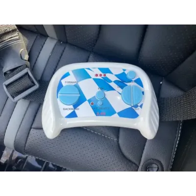 Elektrické autíčko Jeep Wrangler, Jednomístné, černé, Koženková sedadla, Rádio s Bluetooth přehrávačem, SD / USB vstup, Pohon 4x