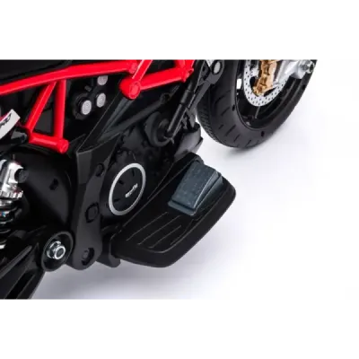 Elektrická Motorka APRILIA DORSODURO 900, Licencované, 12 V, EVA měkké kola, 2 x 18W motor, 12V baterie, Odpružení, kovový rám, 