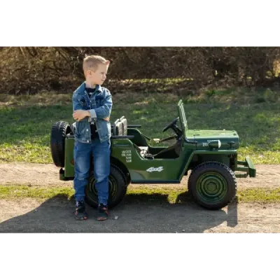 Elektrické autíčko USA ARMY 4×4 – zelené, 3‑místné