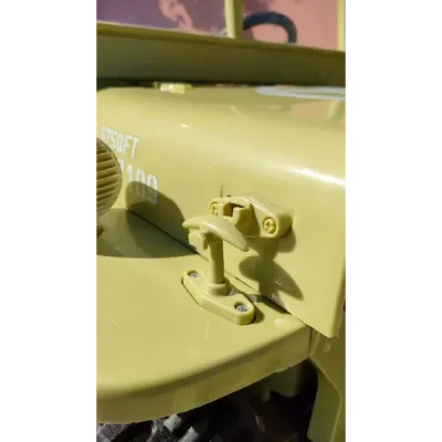Elektrické autíčko USA ARMY 4×4 – žluté, 3‑místné