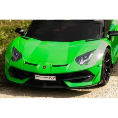 Elektrické autíčko Lamborghini Aventador 24V Dvoumístné, Zelené lakované, 2,4 GHz DO, Měkké PU Sedadla, LCD Displej, odpružení, 