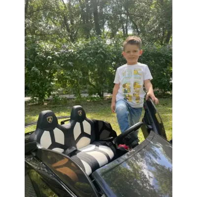 Elektrické autíčko Lamborghini Aventador 24V Dvoumístné, černé lakované, 2,4 GHz DO, Měkké PU Sedadla, LCD Displej, odpružení, v