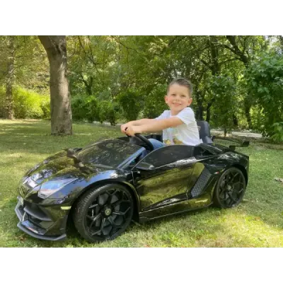 Elektrické autíčko Lamborghini Aventador 24V Dvoumístné, černé lakované, 2,4 GHz DO, Měkké PU Sedadla, LCD Displej, odpružení, v