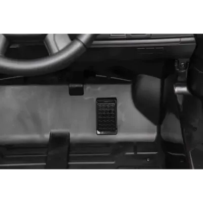 Elektrické autíčko Toyota Landcruiser 12V, černé, Koženkové sedátko, 2,4 GHz dálkové ovládání, USB/AUX Vstup, Odpružení, 12V bat
