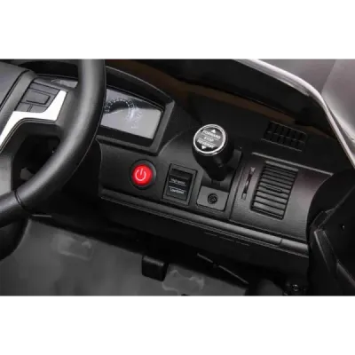 Elektrické autíčko Toyota Landcruiser 12V, černé, Koženkové sedátko, 2,4 GHz dálkové ovládání, USB/AUX Vstup, Odpružení, 12V bat