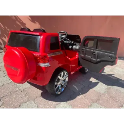 Elektrické autíčko Toyota Landcruiser 12V, červené, Koženkové sedátko, 2,4 GHz dálkové ovládání, USB/AUX Vstup, Odpružení, 12V b