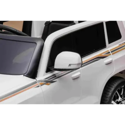 Elektrické autíčko Toyota Landcruiser 12V, bílé, Koženkové sedátko, 2,4 GHz dálkové ovládání, USB/AUX Vstup, Odpružení