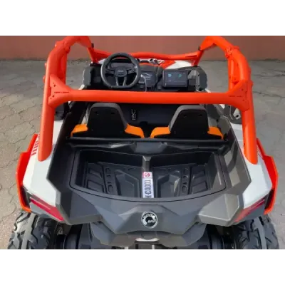 Elektrické autíčko Can-am Maverick, oranžový, dvoumístné, odpružená zadní náprava, 2,4 Ghz dálkové ovládání, přenosná baterie, 4