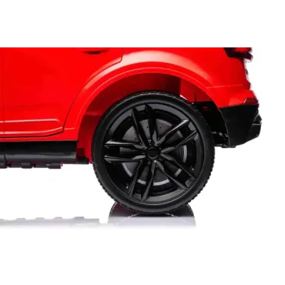 Elektrické autíčko Audi Q7 12V – červené, jedno‑místné