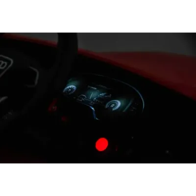 Elektrické autíčko Audi Q7 12V – červené, jedno‑místné