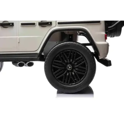 Elektrické autíčko Mercedes-Benz G63 AMG 4x4² Dvoumístné 12V, bílé, MP3 Přehrávač s USB/AUX vstupem, Pohon 4x4, Baterie 12V14Ah,