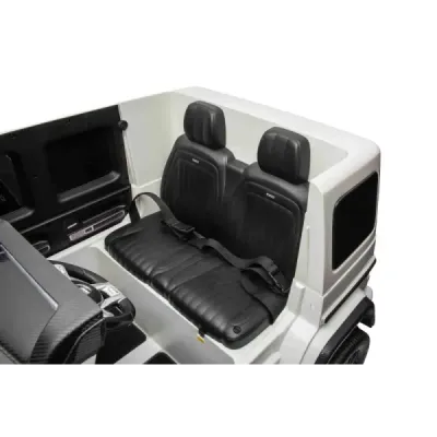Elektrické autíčko Mercedes-Benz G63 AMG 4x4² Dvoumístné 12V, bílé, MP3 Přehrávač s USB/AUX vstupem, Pohon 4x4, Baterie 12V14Ah,