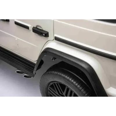 Elektrické autíčko Mercedes-Benz G63 AMG 4x4² Dvoumístné 12V, bílé, MP3 Přehrávač s USB/AUX vstupem, Pohon 4x4, Baterie 12V14Ah,