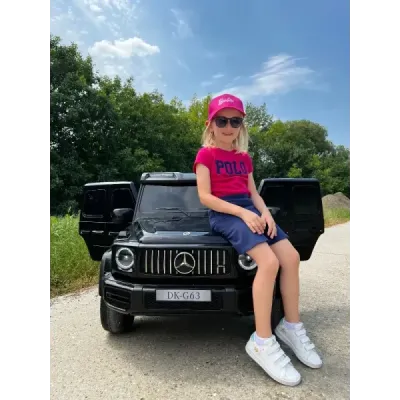 Elektrické autíčko Mercedes-Benz G63 AMG 4x4² Dvoumístné 12V, bílé, MP3 Přehrávač s USB/AUX vstupem, Pohon 4x4, Baterie 12V14Ah,