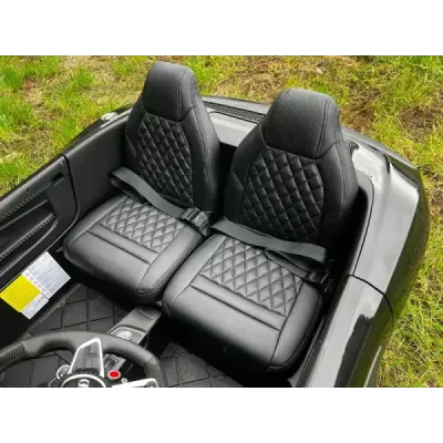 Elektrické autíčko Audi R8 SPYDER Dvoumístné 24V, červené, MP3 Přehrávač s USB/AUX a Bluetoothem, Baterie 24V/14Ah, 2 x 200W Mot Elektrické autíčko Audi R8 SPYDER Dvoumístné 24V, červené, MP3 Přehrávač s USB/AUX a Bluetoothem, Baterie 24V/14Ah, 2 x 200W Mot