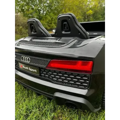 Elektrické autíčko Audi R8 SPYDER Dvoumístné 24V, červené, MP3 Přehrávač s USB/AUX a Bluetoothem, Baterie 24V/14Ah, 2 x 200W Mot Elektrické autíčko Audi R8 SPYDER Dvoumístné 24V, červené, MP3 Přehrávač s USB/AUX a Bluetoothem, Baterie 24V/14Ah, 2 x 200W Mot