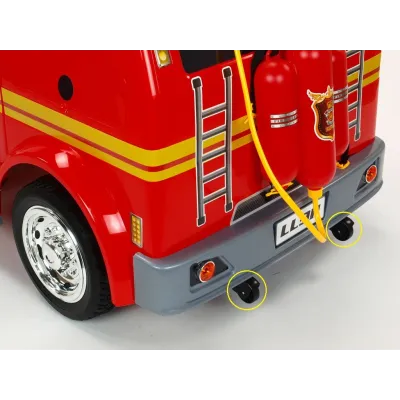 Hasičský bus USA s 2,4G, 4x4, dvoumístný, s hasičskou výbavou Hasičský bus USA s 2,4G, 4x4, dvoumístný, s hasičskou výbavou